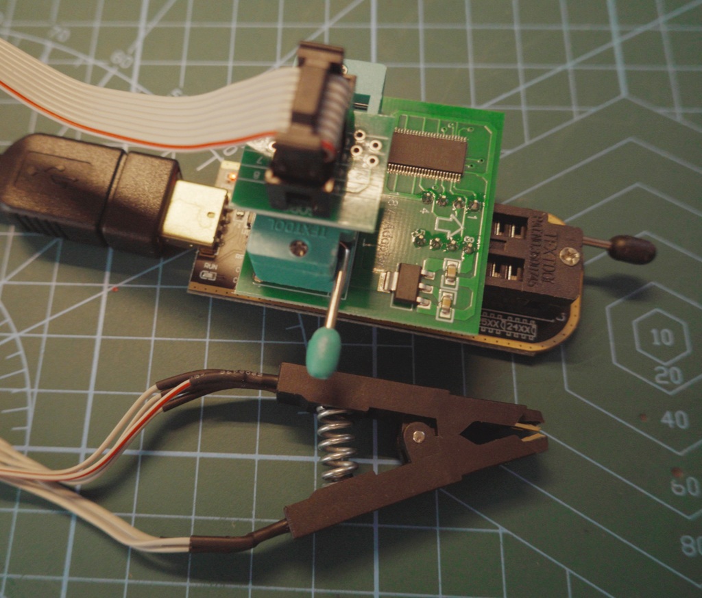 CH341A programmer with accessories