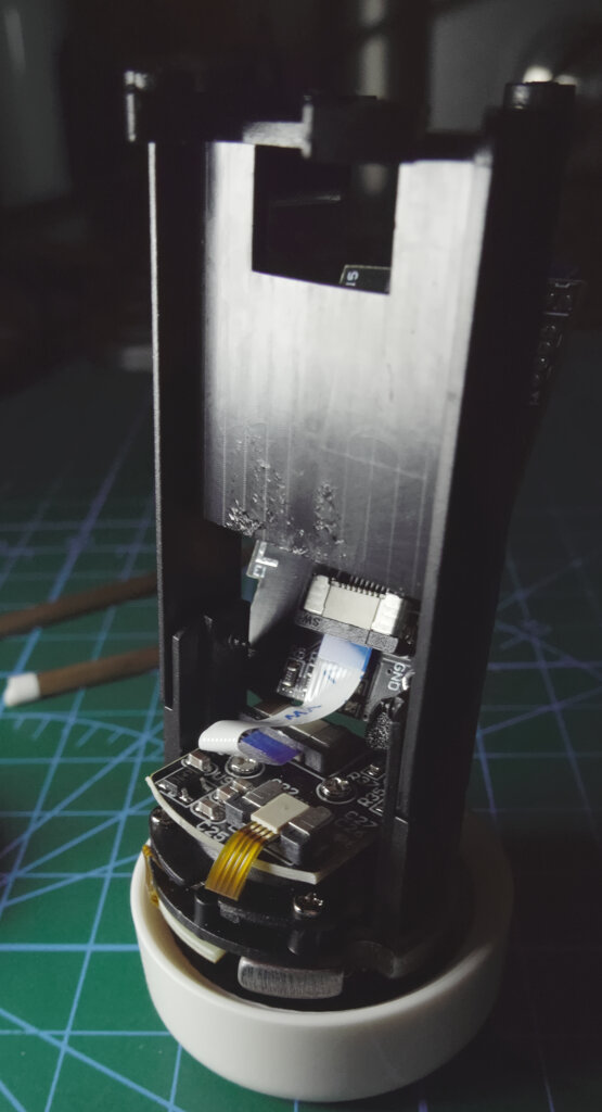 Inside the CR10 colorimeter - Neat engineering went into these devices